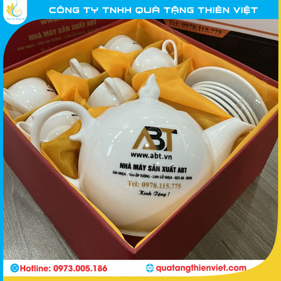 Quà tặng thương hiệu