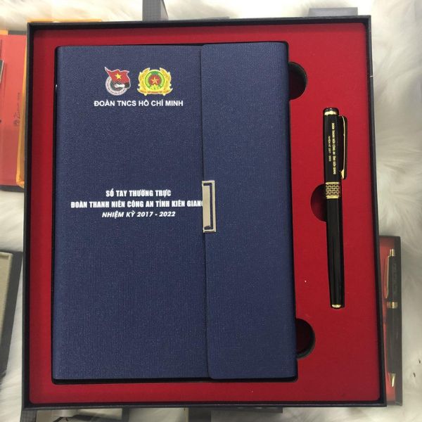 Set sổ tay + bút ký