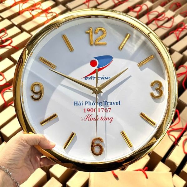 Đồng hồ treo tường thiết kế riêng