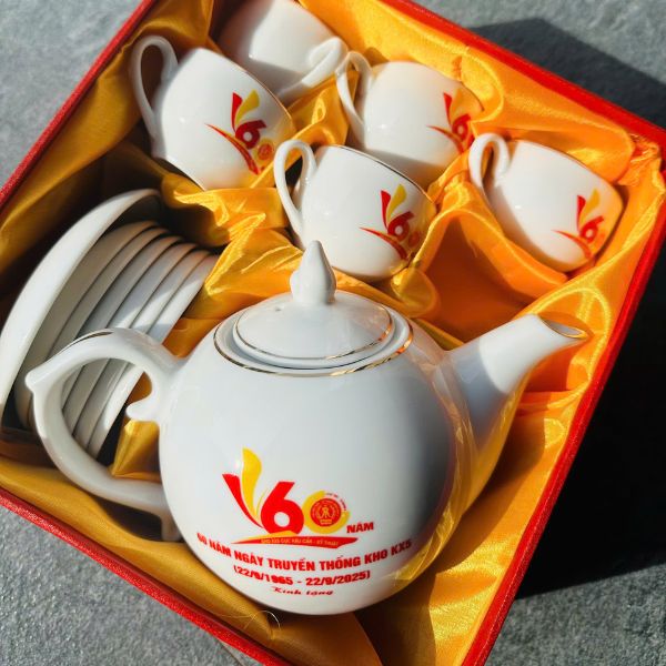Bộ ấm chén in logo