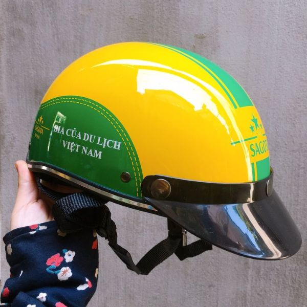 xuong-san-xuat-mu-bao-hiem-qua-tang-tet-06