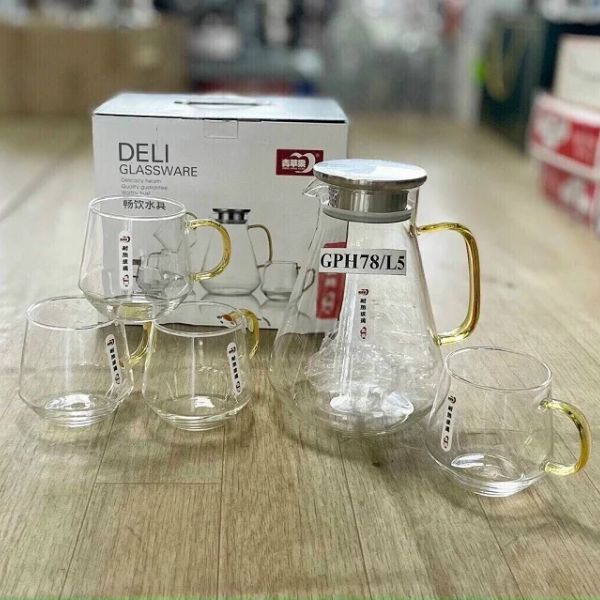 Vì sao bộ bình cốc được doanh nghiệp ưa chuộng làm quà tặng