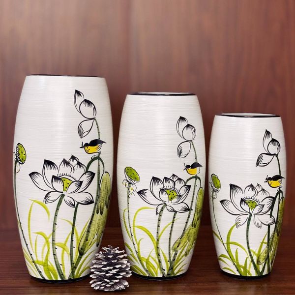 Tại sao nên đặt lọ hoa in logo tại Quà Tặng Thiên Việt