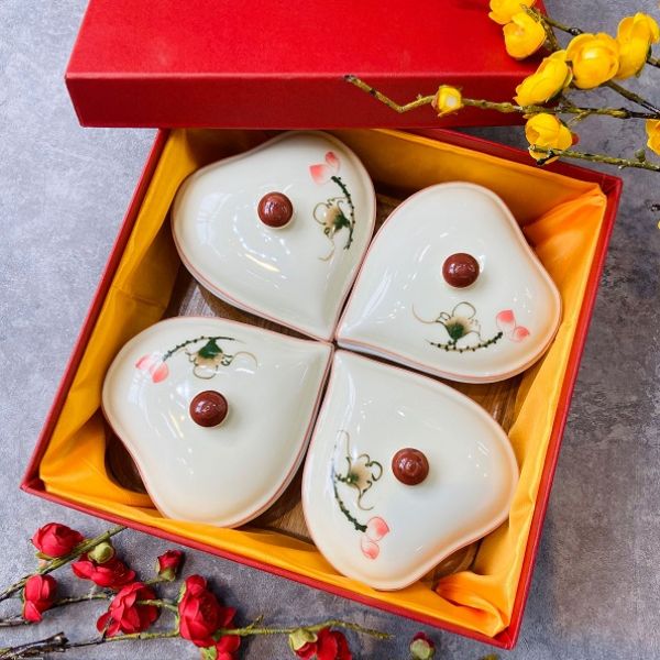 Vì sao doanh nghiệp nên chọn set quà tặng Tết