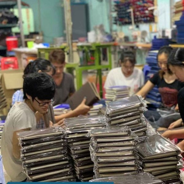 Tiêu chí đánh giá một xưởng sản xuất quà tặng doanh nghiệp uy tín